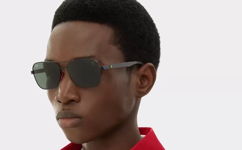 تصميم Carbon Fiber الأسود