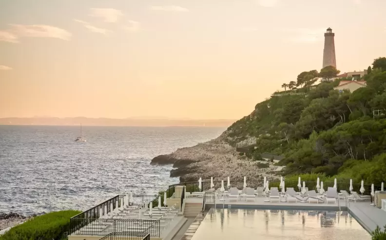 Modern Classic Elegance