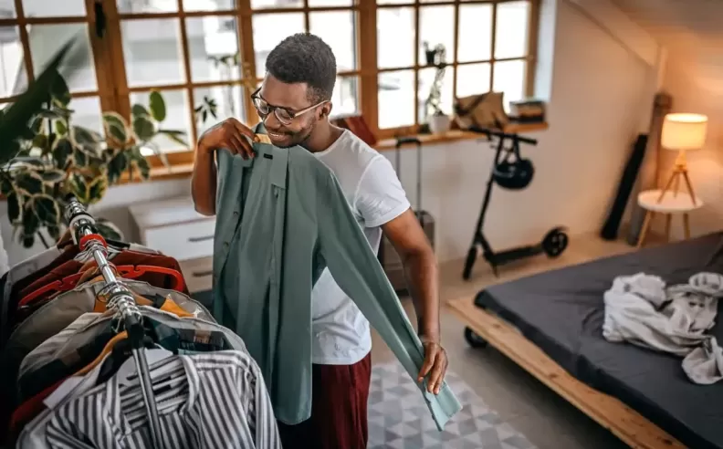 دليل المقاسات الرجالي: خطوات سهلة لاختيار الأنسب لك