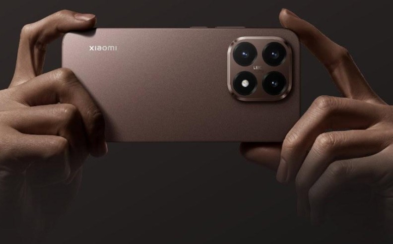 Leica Telephoto and Front Camera