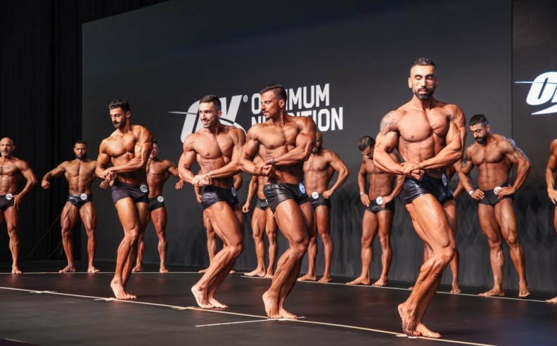 منافسات وعروض عالمية