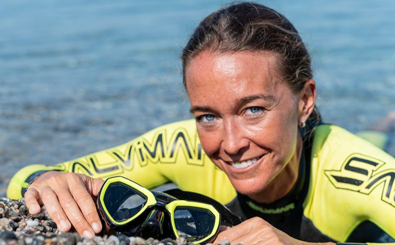 أليسيا زيكيني: أسطورة الغوص الحر تزور جزر المالديف مع Sun Diving