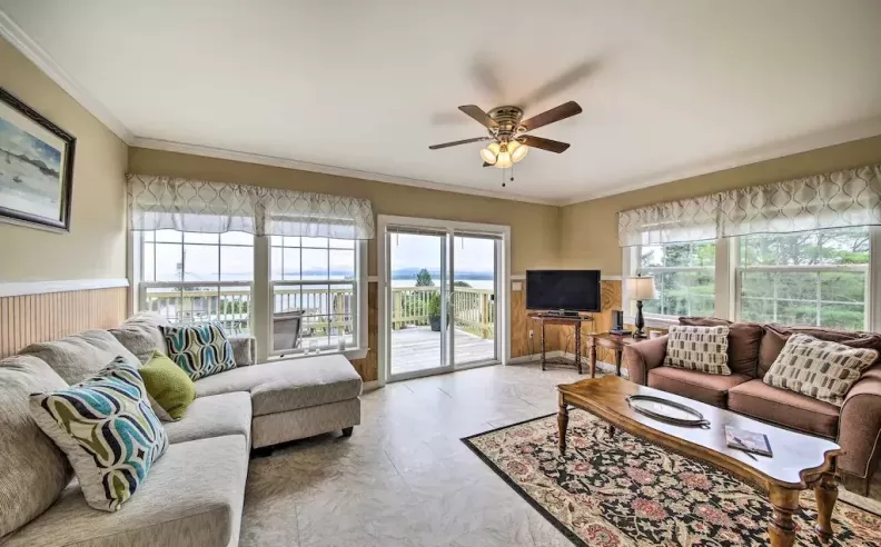 Acadia Home Serenity by the Bay