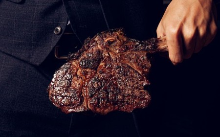 Smoki Moto Gives Dubai Gents Their Own Tuesday