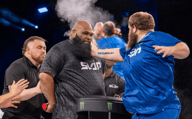 كلينجبيل يستعد لمواجهة وولفرين في بطولة باور سلاب 16