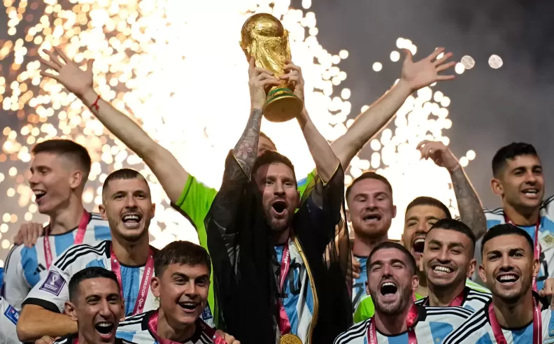 ليونيل ميسي: عبقرية تمزج الفن بالمجد