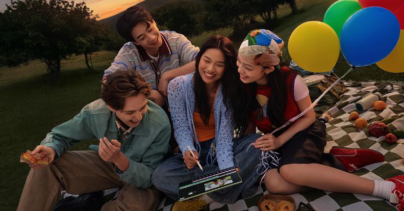 Pinch, tap, double-tap