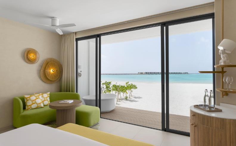 Centara Ras Fushi Resort & Spa Maldives 