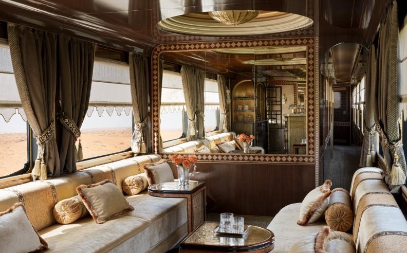 تصميم إيطالي يلتقي بالتراث السعودي في تفاصيل حلم الصحراء