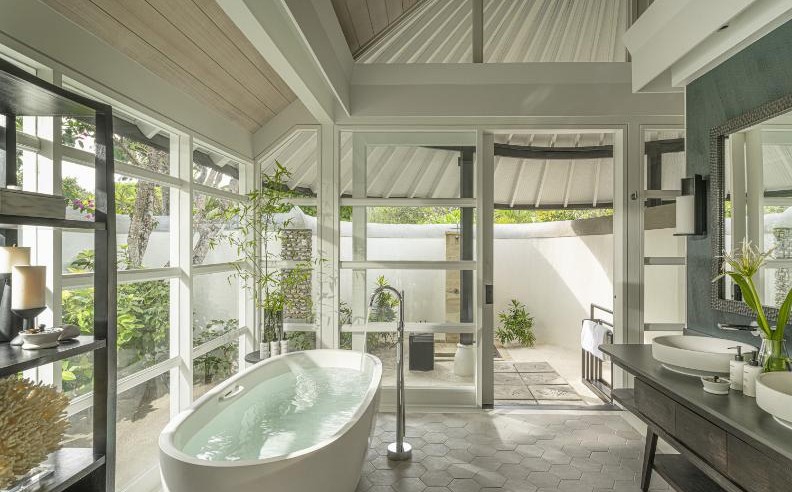 Family & Romantic Escapes at Four Seasons Maldives