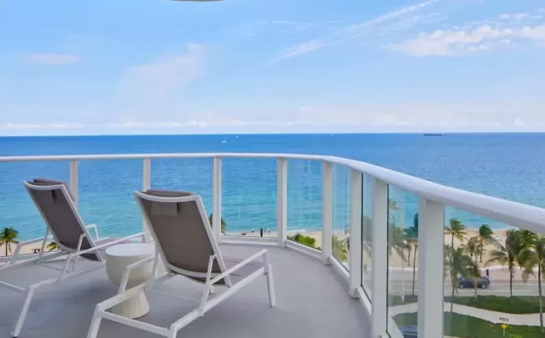 Seasonal Offers with a Touch of Elegance