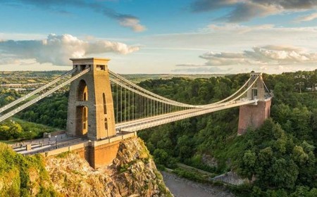 بريستول المدينة البريطانية الوحيدة ضمن قائمة أفضل 50 وجهة سياحية على قائمة لونلي بلانيت لعام 2026