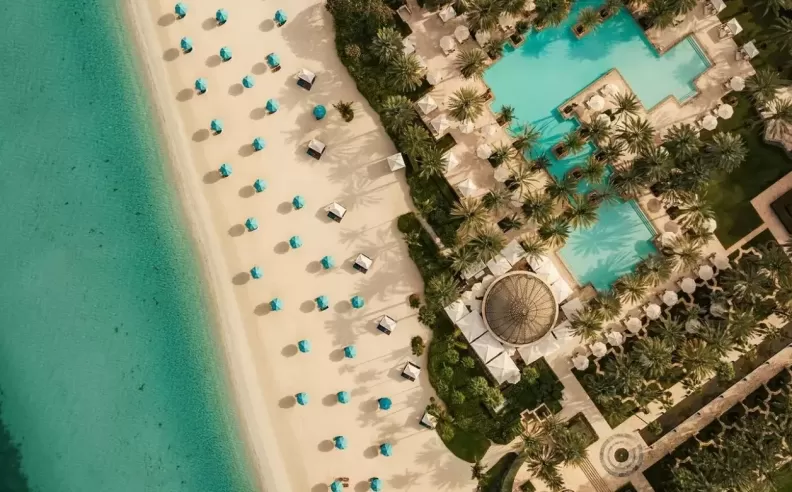 منتجعات دبي الشاطئية التي تخطف الأنظار وتعدك بأفخم شتاء في حياتك