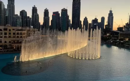 تجارب دبي في نوفمبر التي تخطف الأنفاس من مغامرات الصحراء إلى فخامة البحر