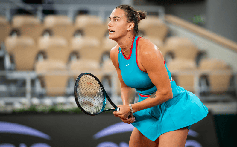 سابالينكا تتحدى كيريوس في معركة الجنسين بـ كوكا كولا أرينا دبي