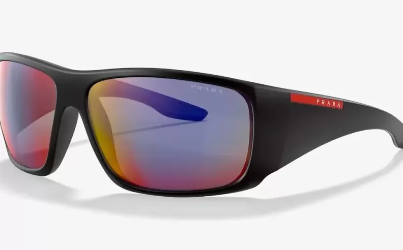 Prada لمسة الحداثة الإيطالية