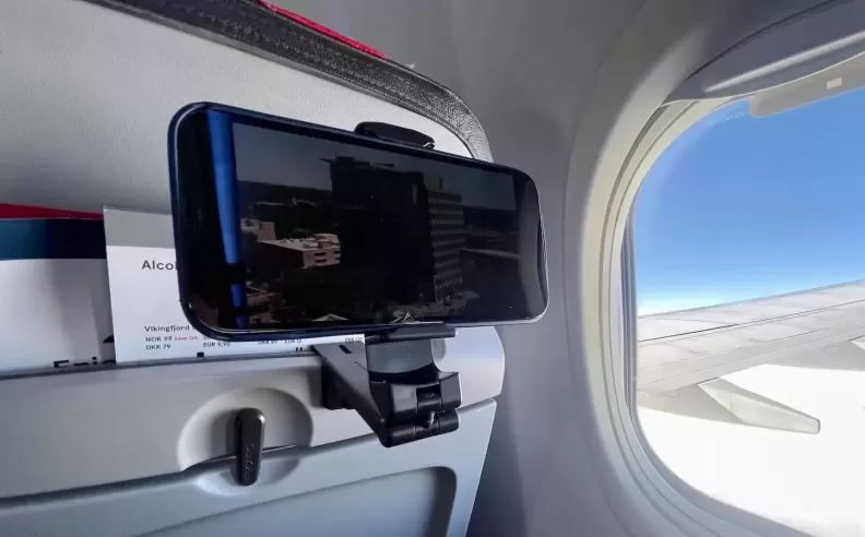 Phone Holder for a Better Viewing Experience