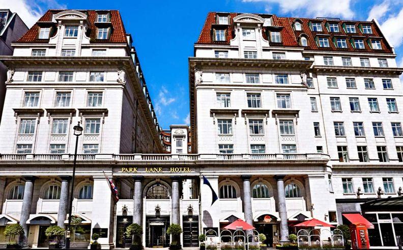 Sheraton Grand London Park Lane: Festive Luxury in Mayfair