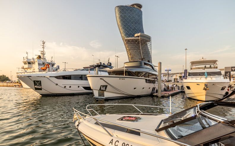 عروض مبتكرة وتجارب ترفيهية تعزز مكانة المعرض كأكبر حدث بحري إقليمي