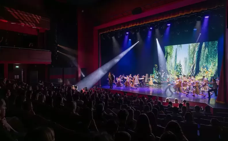 Festive Theatre Experiences at New Covent Garden