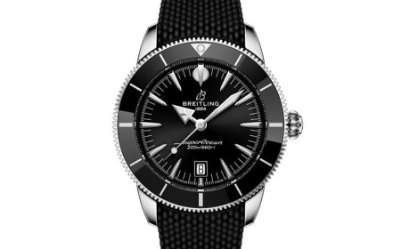 بريتلينغ Breitling تحتفي بعيد الاتحاد الـ54 لدولة الإمارات العربية المتحدة بمجموعة ساعات خاصة