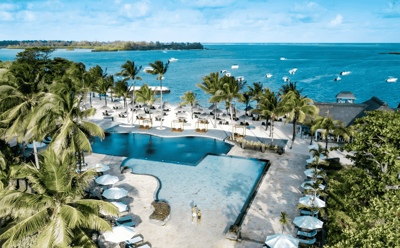 The Bay Club Dining and Signature Experiences