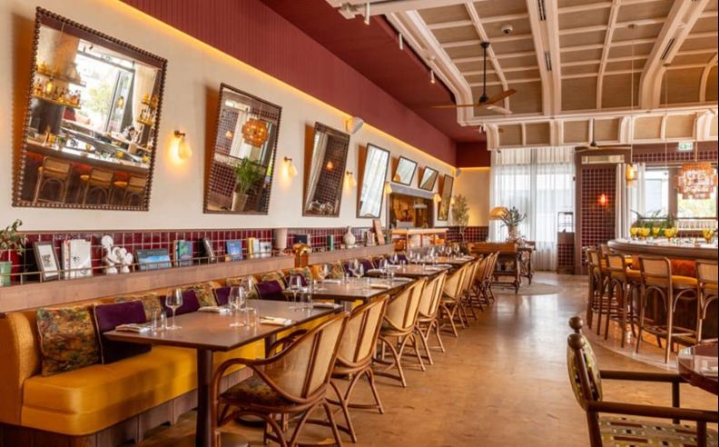 طلبات احتفالية جاهزة وديك رومي