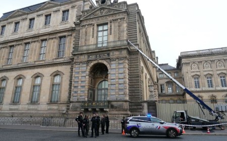 ديسكفري تكشف سرقة متحف اللوفر في سلسلة  دقيقة بدقيقة