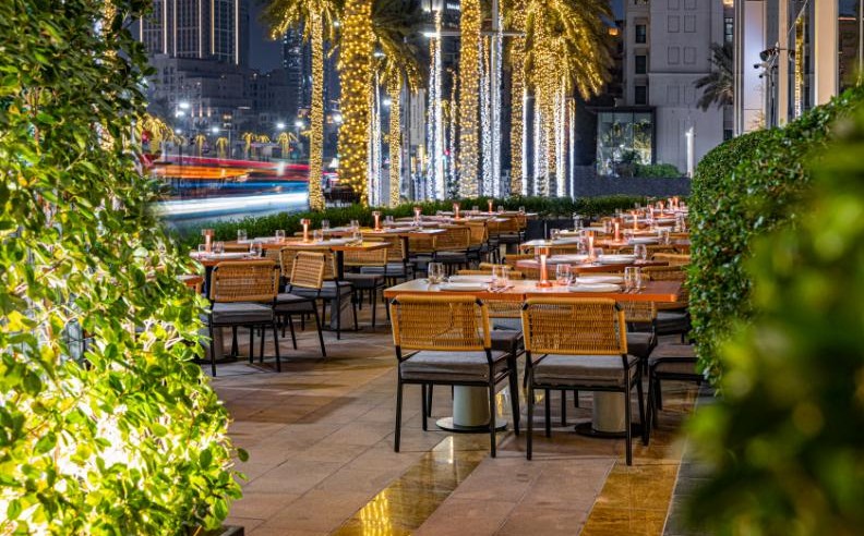 برانش موسم الأعياد في مطعم 