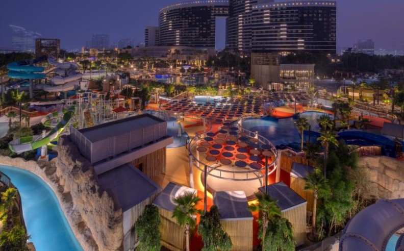 تجارب مميزة للأطفال والعائلات ومرافق الضيافة في جراند حياة دبي