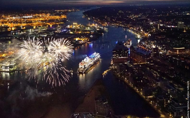 عام مليء بالاحتفالات والفعاليات الثقافية