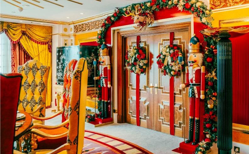 تجربة أعياد فاخرة في برج العرب دبي