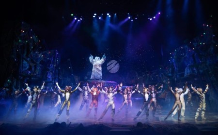 تقديم العرض المسرحي الغنائي كاتس لأول مرة في أبوظبي في مايو 2026