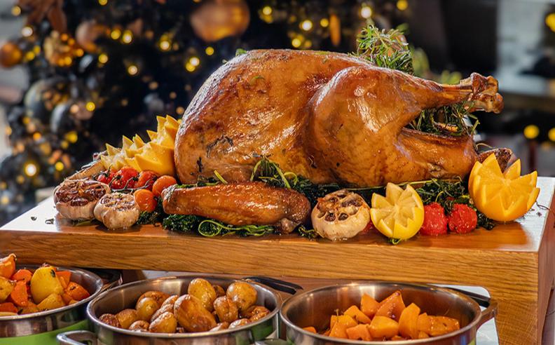 Christmas Eve Movie Night, Dinner Buffet & Christmas Day Brunch