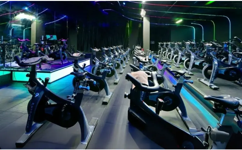 انطلاقة Revolution Studios في القوز