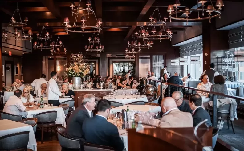 برنش يوم الميلاد في Porterhouse Bar & Grill