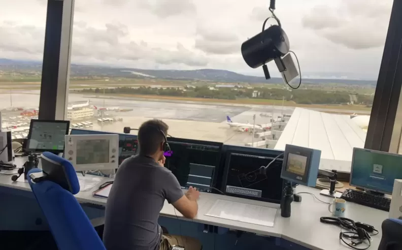 تنظيم دقيق خلف الكواليس