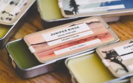 عطور صلبة تغير قواعد الأناقة الرجالية وتمنحك حضورا هادئا لا ينسى