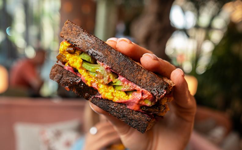 حفلات، برانش، وليالي خاصة في أبتاون