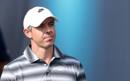 McIlroy soars to the top of the leaderboard at  Dubai Invitational