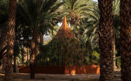 صحراء X  11 فنانًا رائدًا يقدّمون أعمالًا فنية ضخمة في قلب مشاهد العلا الاستثنائية