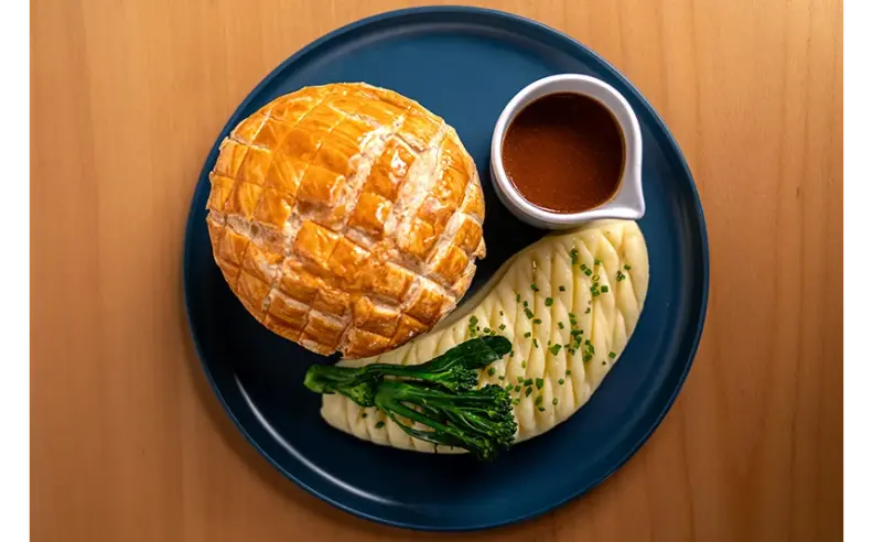 أطباق كلاسيكية بروح مشبعة