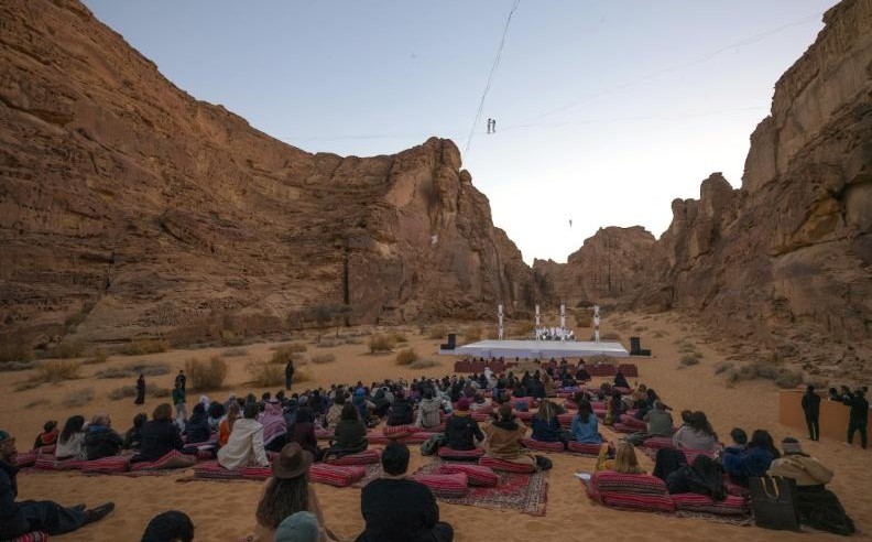 العروض الأدائية