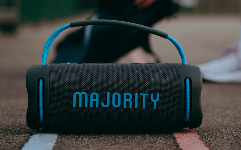 MOVE M4: the social speaker