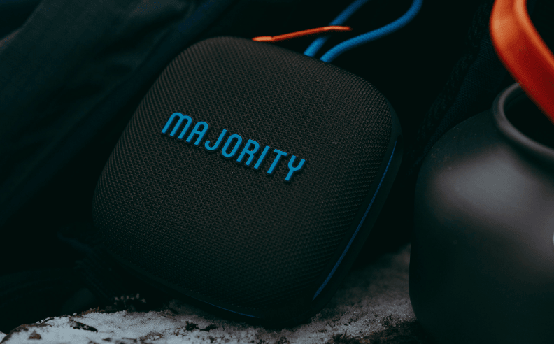 MOVE M1: a palm sized travel companion