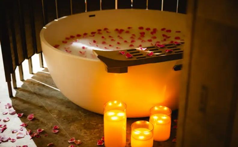 Valentine’s Signature Night Spa Experience with L’Occitane