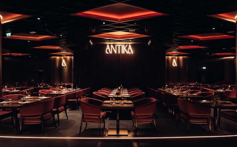 تجربة «أنتيكا» المتكاملة: مذاق استثنائي وأجواء نابضة وترفيه حي