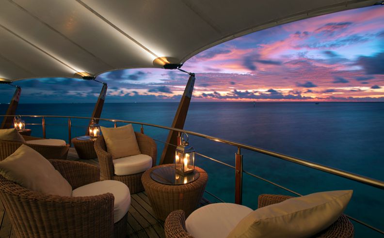 باروس المالديف – تجربة حب متكاملة للأزواج