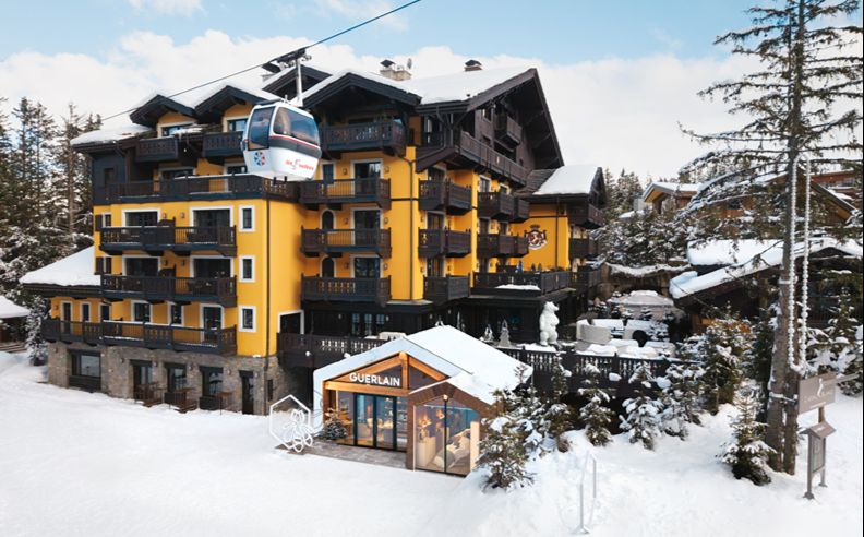 تجربة التزلج الفاخرة وعلاجات العافية الحصرية