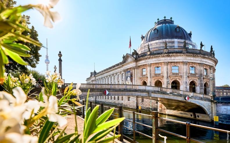 Germany City Life and Culinary Highlights 2026